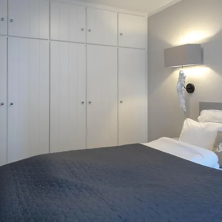 Apartment Ad3_1b_mrs_ Ocean Ii